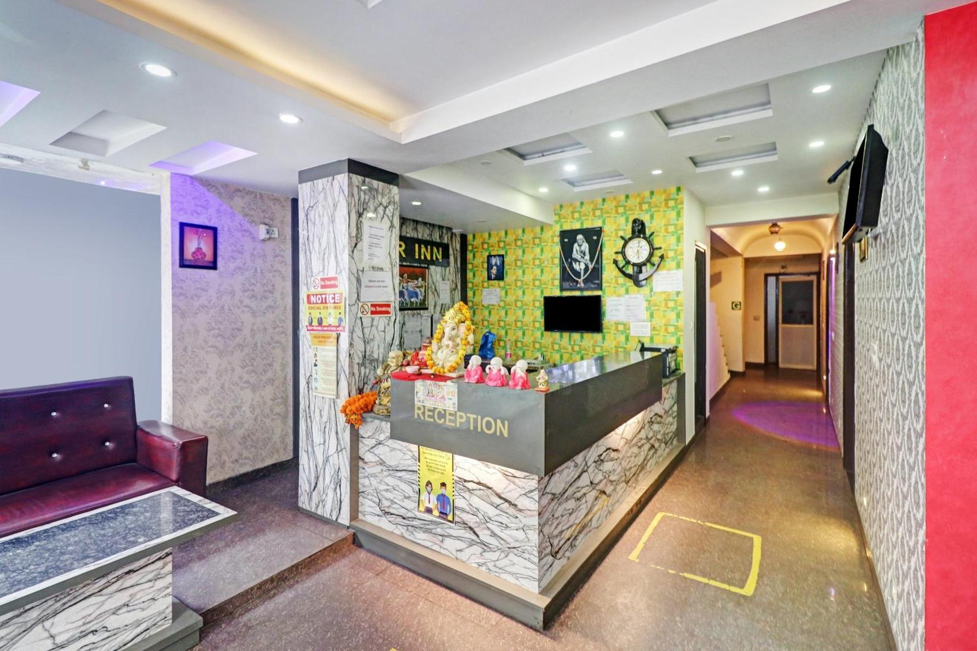 Flagship 12675 Star Inn Nueva Delhi Exterior foto